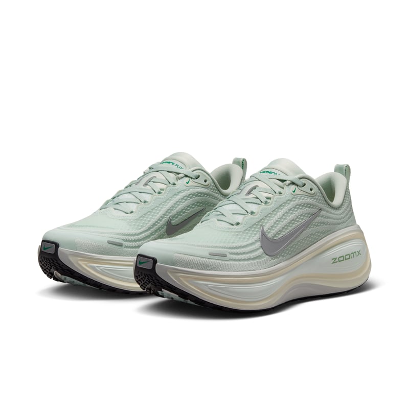 Nike Vomero Plus HV8154-004 05