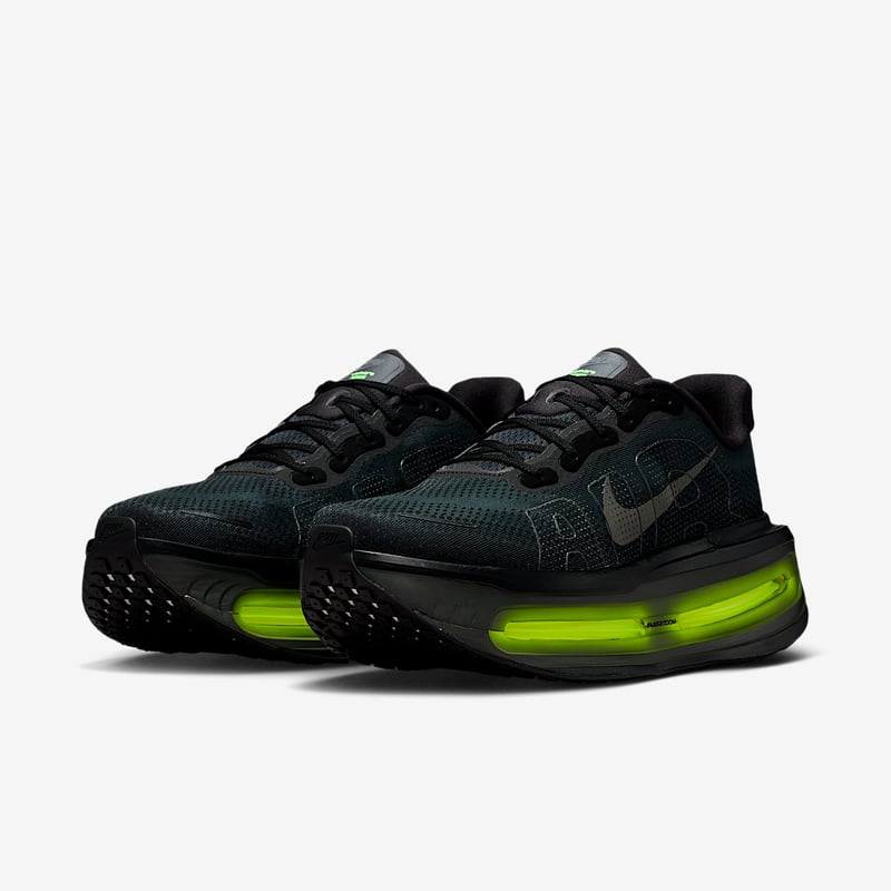 Nike Vomero Premium HQ2050-001 05