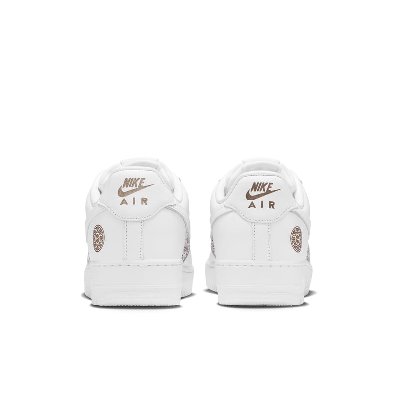 Nike Air Force 1 '07 LV8 Sneaker "Family Reunion" | Herren | Sportstyle | 06 | SPORTSHOWROOM