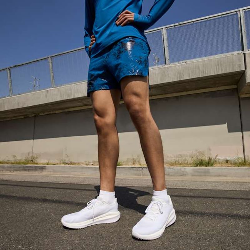 Nike Vomero 17 FB1309-101 02