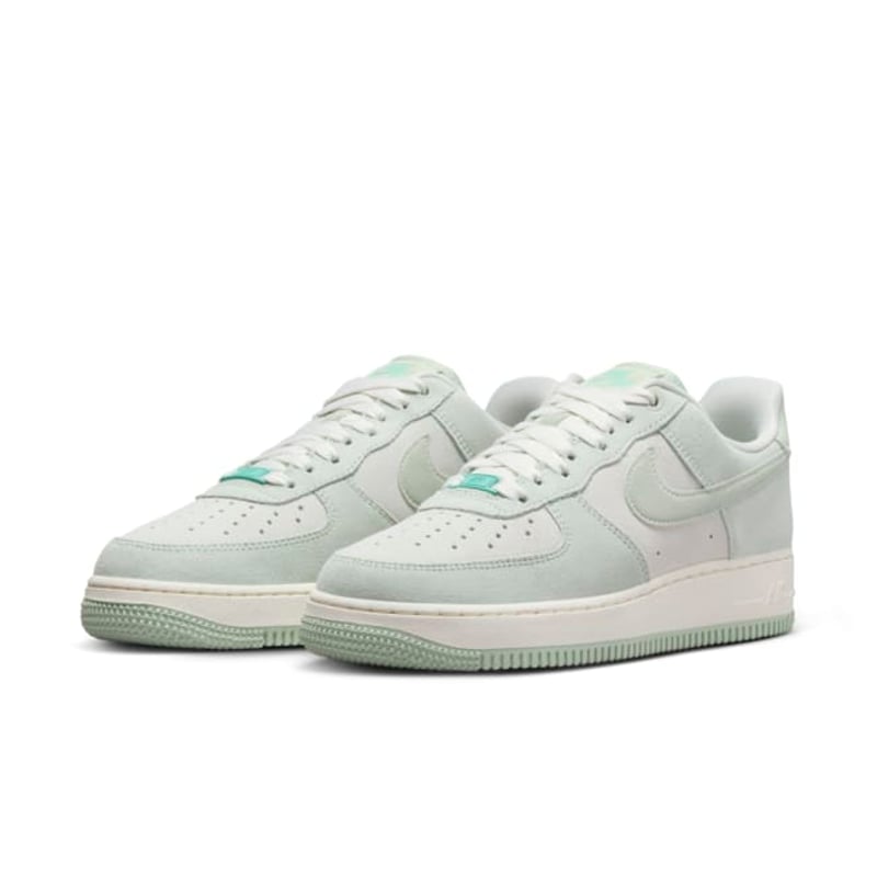 Nike Air Force 1 '07 SE HQ1497-099 05