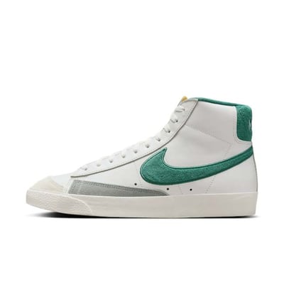 Nike Blazer Mid '77 FN5822-100