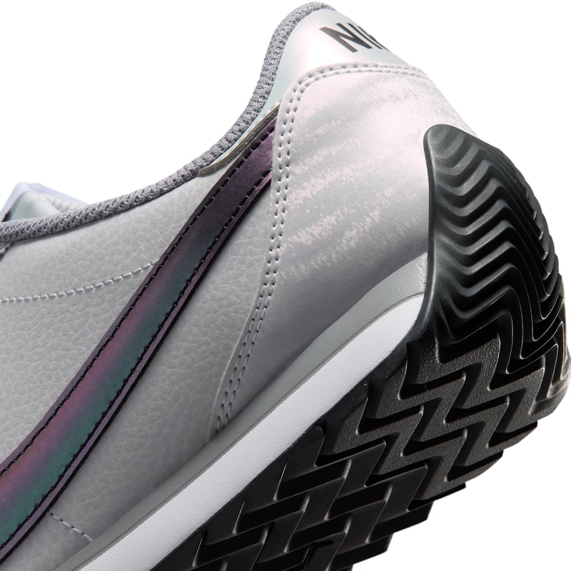 Nike Pacific Premium sneakers "Pure Platinum & Dark Smoke Grey" | Dames | Sportstyle | 08 | SPORTSHOWROOM