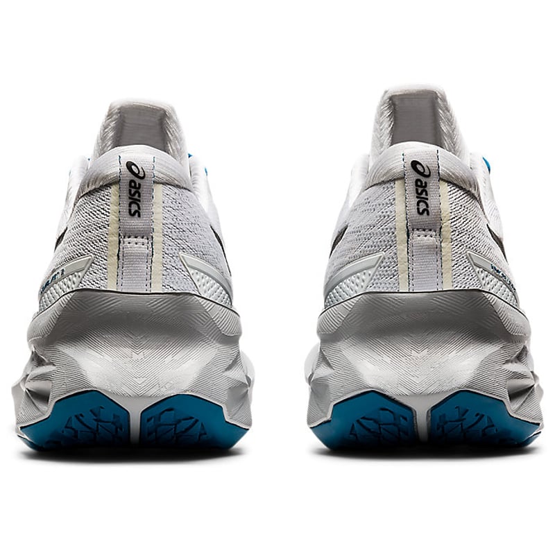ASICS Novablast 2 1011B192-100 05