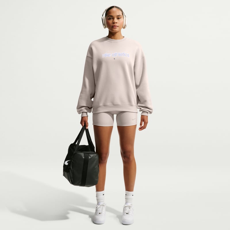 Nike Studio Fleece Medium Weight Oversized Crew Genser "Cream II" | Dame | | 03 | SPORTSHOWROOM