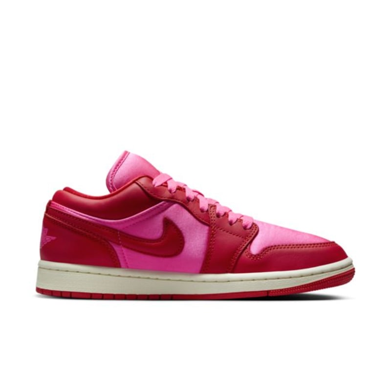 Jordan 1 Low SE FB9893-600 03