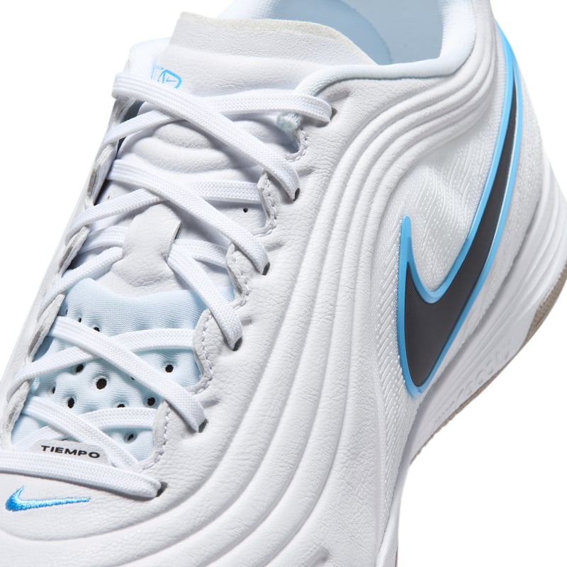 Buty piłkarskie Nike Men Tiempo Reactgato "White & Shimmer" | Mezczyzni | Piłka nożna | 07 | SPORTSHOWROOM