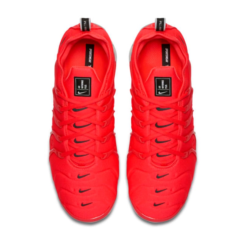 Nike Air VaporMax Plus 924453-602 04