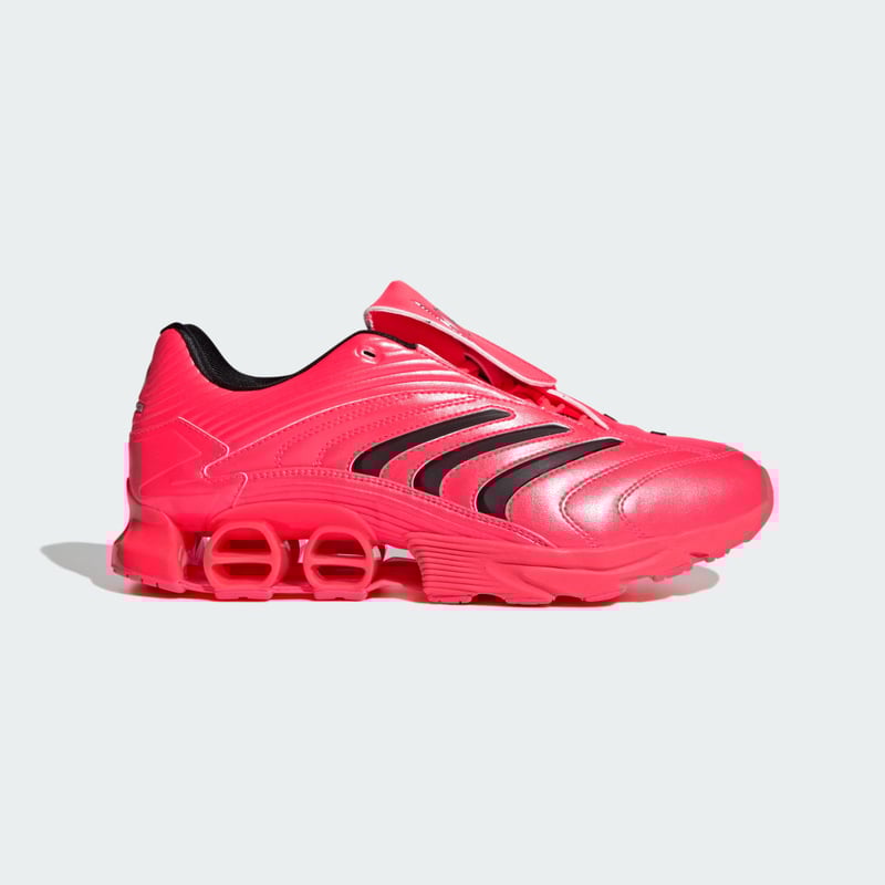 adidas Predator Megaride x Mercedes JR9992 01