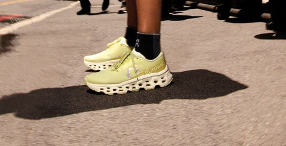 On Cloudmonster running shoes | SPORTSHOWROOM