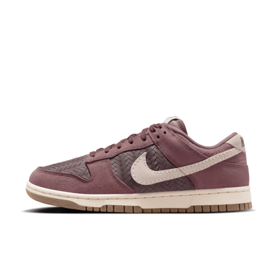 Superge Nike Dunk Low Premium SE "Tattoo & Chalk" | Ženske | Sportstyle | 01 | SPORTSHOWROOM