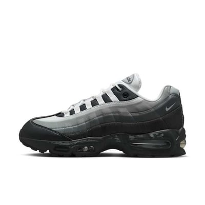Nike Air Max 95 x Yu-Gi-Oh! II7404-100