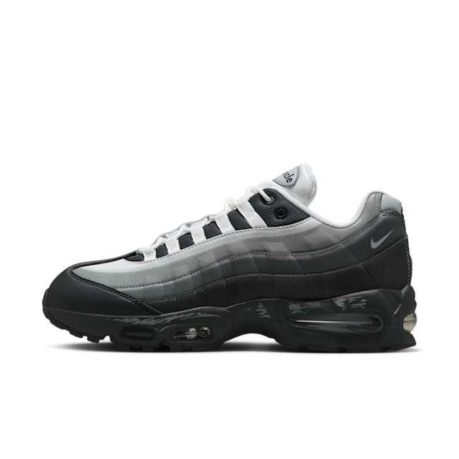 Nike Air Max 95 x Yu-Gi-Oh!