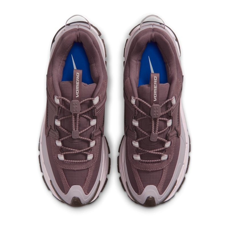 Sneakers Nike Zoom Vomero Roam "Tattoo & Particle Rose" | Donna | Sportstyle | 03 | SPORTSHOWROOM