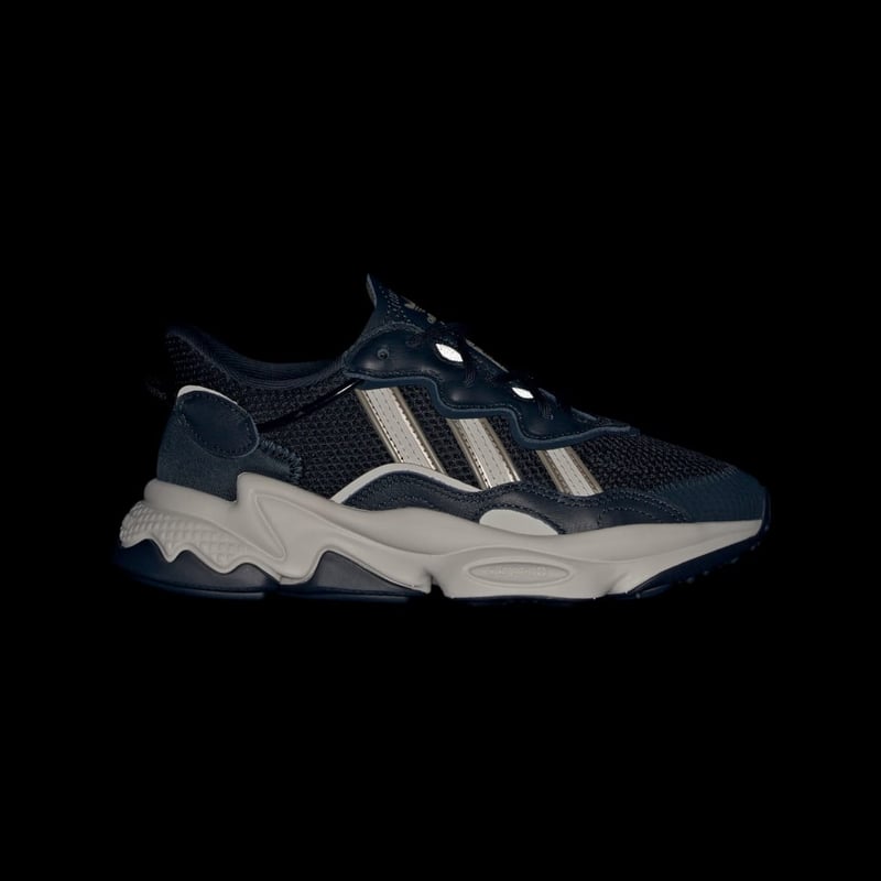 adidas OZWEEGO IH2862 02