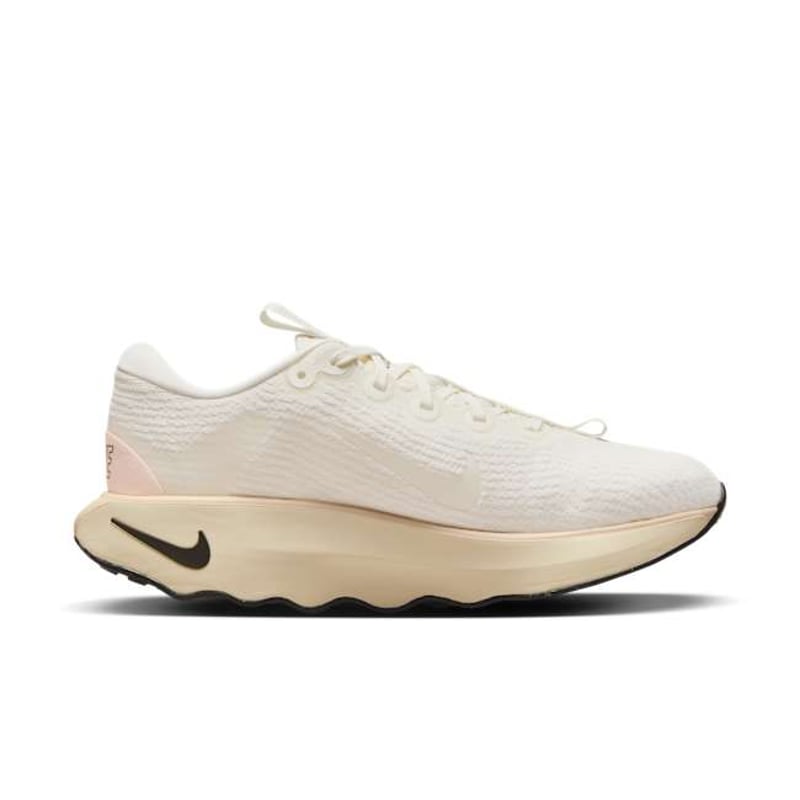 Nike Motiva DV1238-105 03