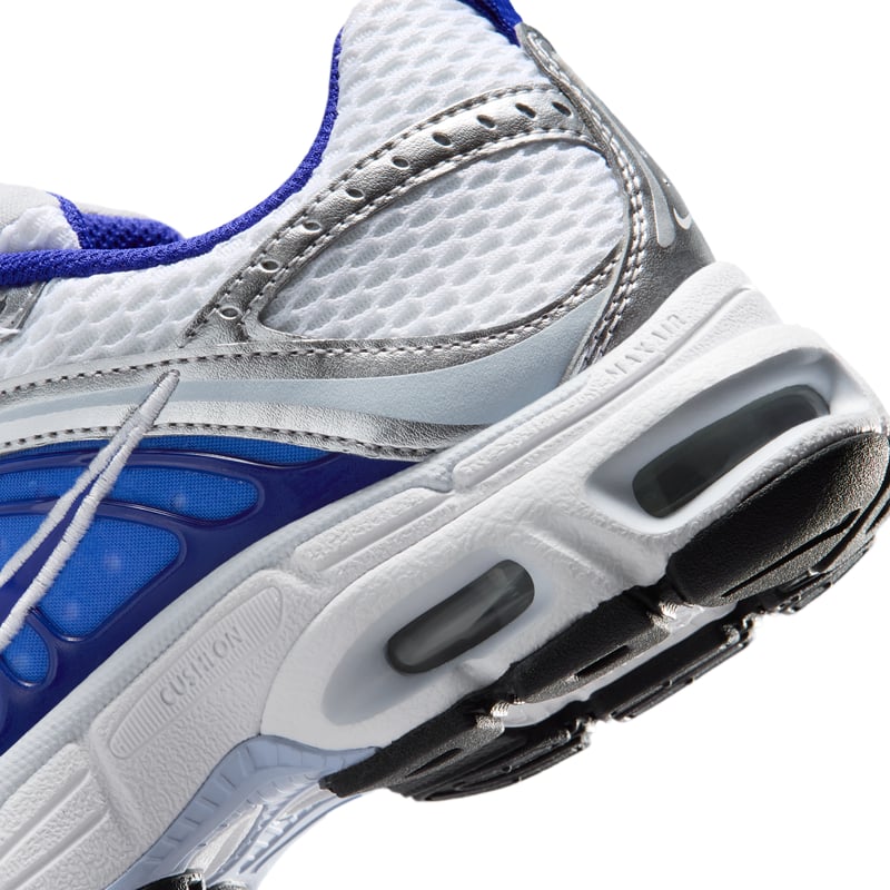 Nike Air Max Moto 2K IQ9430-101 08