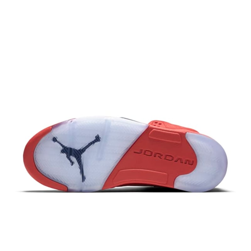 Jordan 5 Retro 136027-602 02