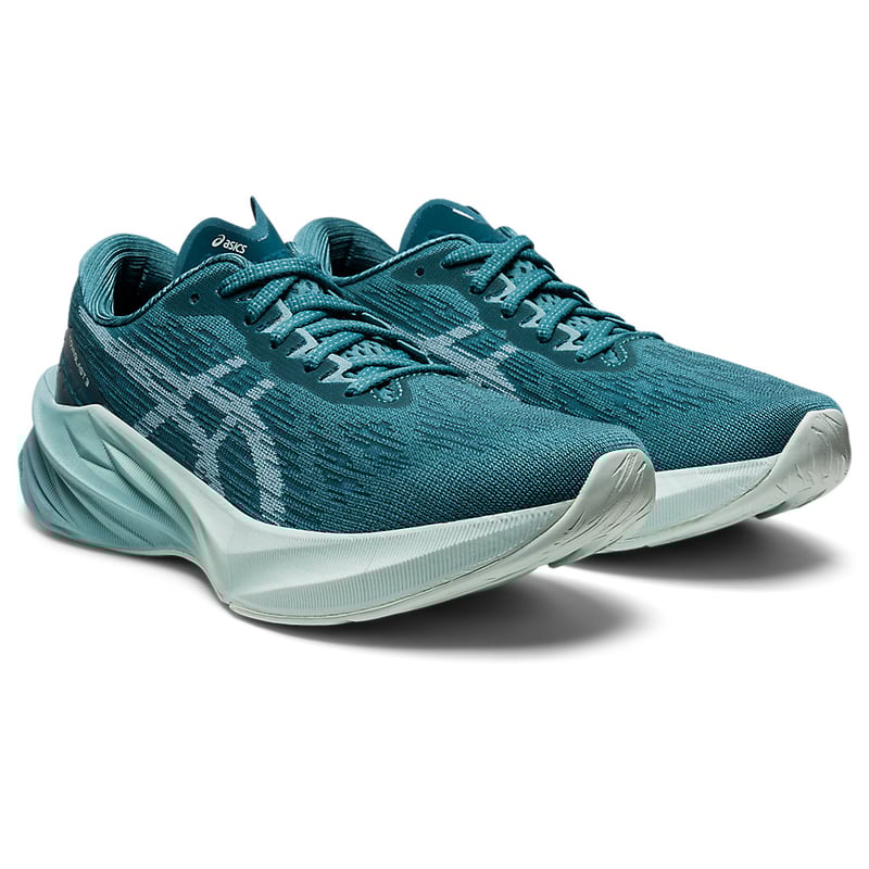 ASICS Novablast 3 1012B288-300 02