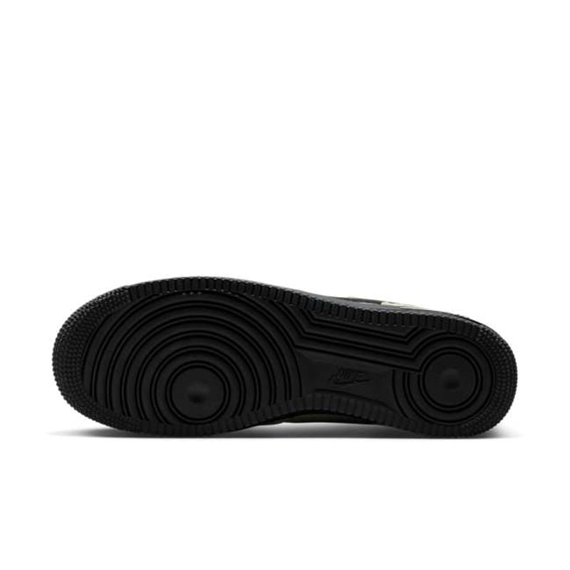 Nike Air Force 1 '07 LV8 HV6526-200 02