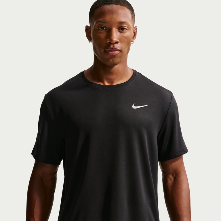 Maglia Nike Miler Dri-FIT "Black" | Uomo | Corsa | 01 | SPORTSHOWROOM