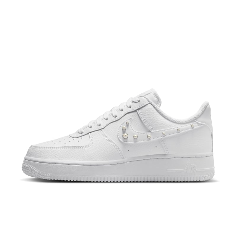 Nike Air Force 1 '07 ‘Pearl Swoosh’ sneakers "White" | Dames | Sportstyle | 01 | SPORTSHOWROOM