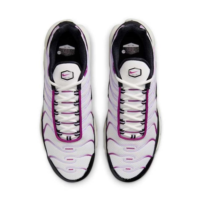 Nike Air Max Plus FN6949-100 04
