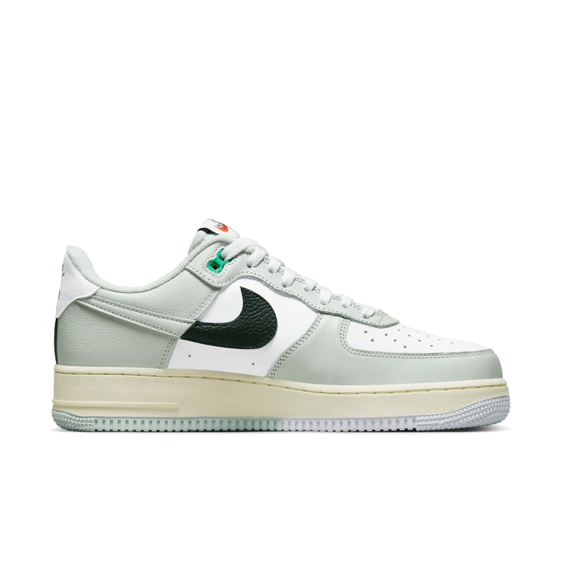 Nike Air Force 1 '07 LV8 DZ2522-001 04