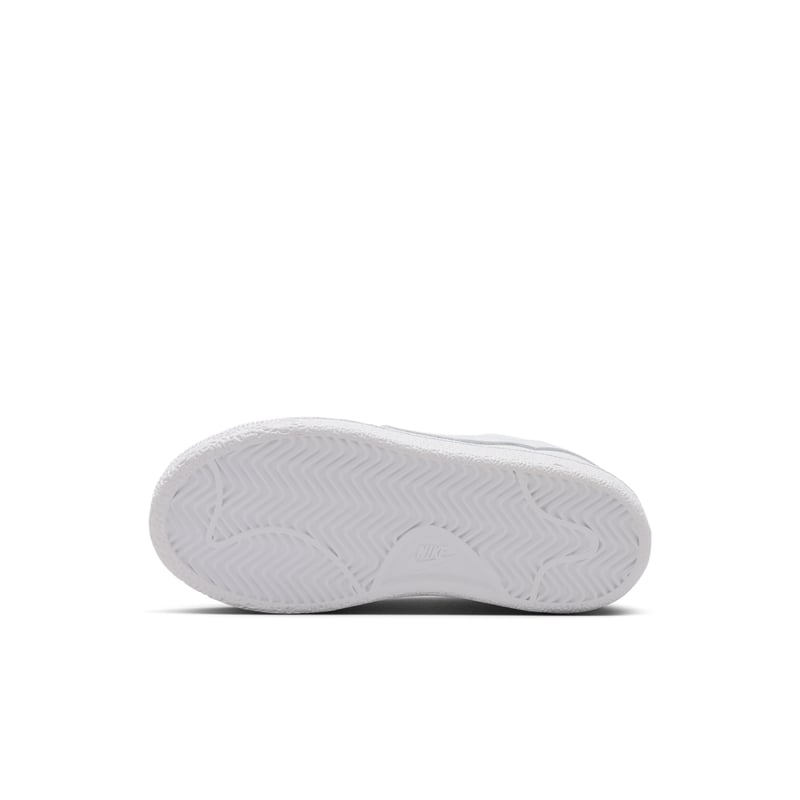 Nike Tennis Classic IM5256-103 02