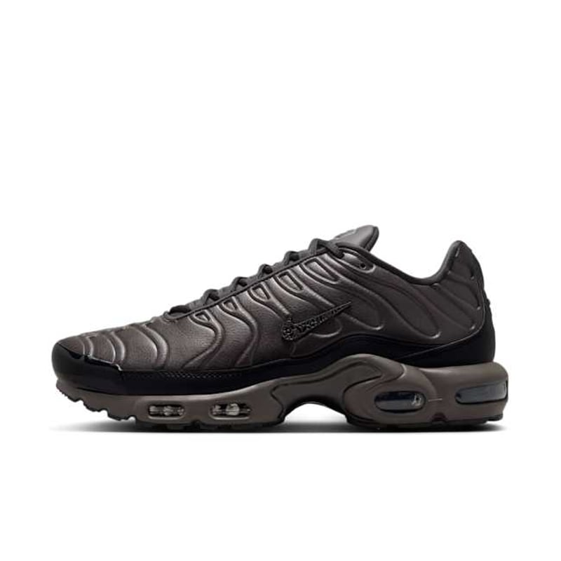 Nike Air Max Plus Premium HJ4519-200 01