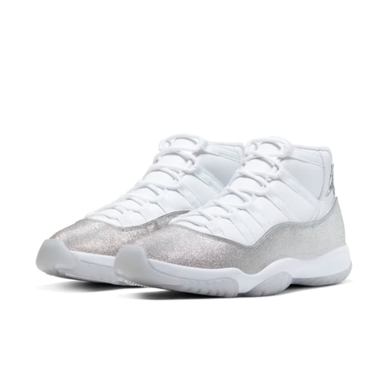 Jordan 11 Retro AR0715-100 04