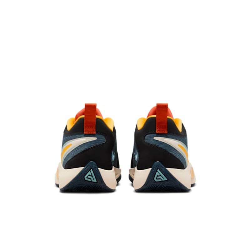 Nike Giannis Freak 6 FQ7379-400 06