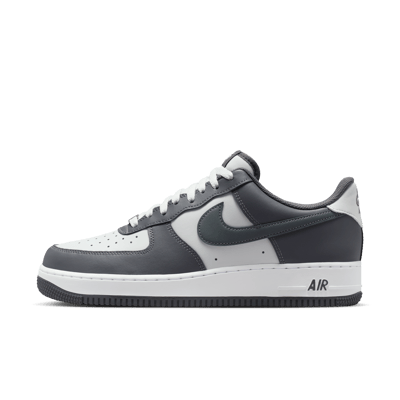Nike Air Force 1 '07 sneakers "Photon Dust & Dark Grey" | Heren | Sportstyle | 00 | SPORTSHOWROOM