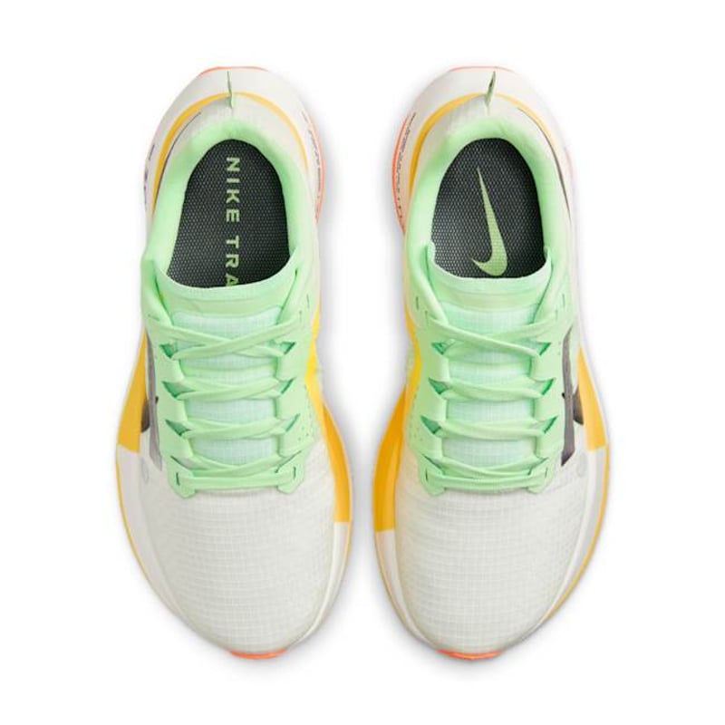 Nike Ultrafly DZ0489-102 04