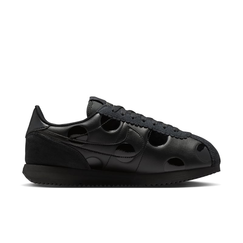 Tenisky Nike Cortez "Triple Black" | Ženy | Sportstyle | 03 | SPORTSHOWROOM