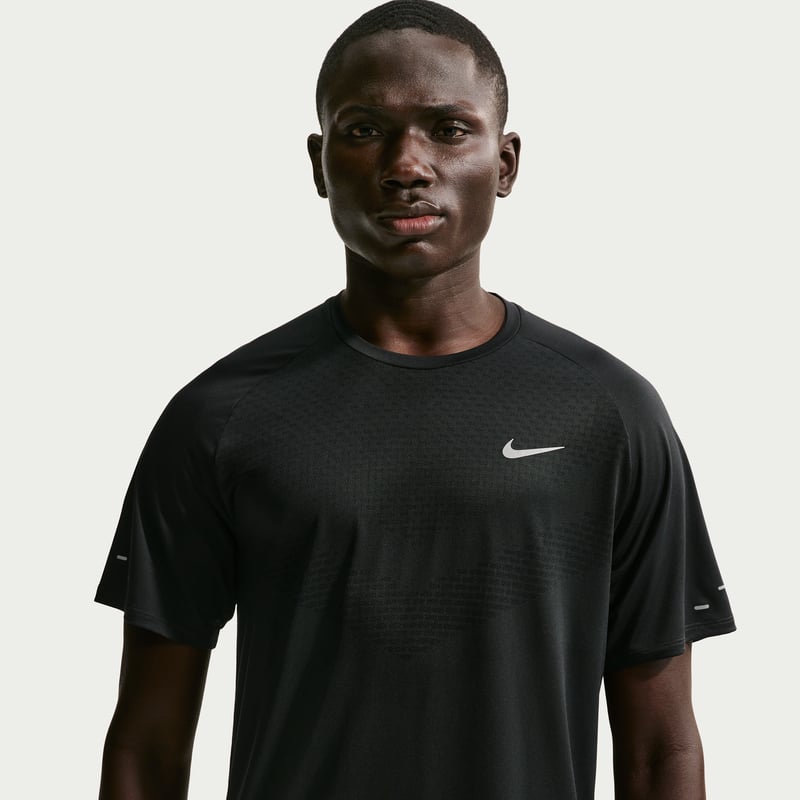 Nike Stride Dri-FIT ADV HV5203-010 01