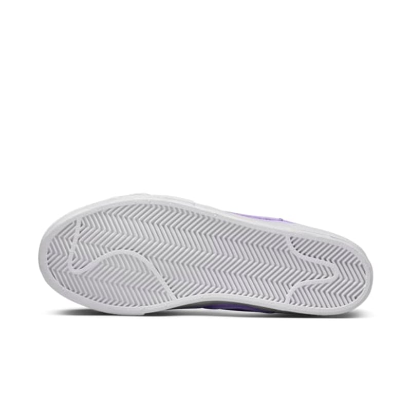 Nike SB Zoom Blazer Mid Premium DR9087-555 02