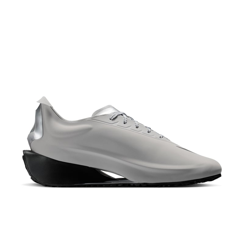 Sapatilhas Nike First Sight Noir "Flat Silver & Black" | Mulher | Estilo desportivo | 03 | SPORTSHOWROOM
