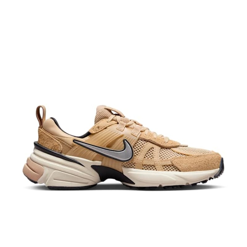 Nike V2K Run FN6703-200 03
