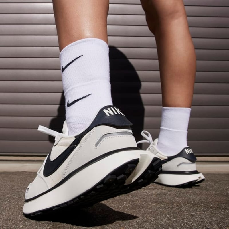 Nike Phoenix Waffle FD2196-100 02