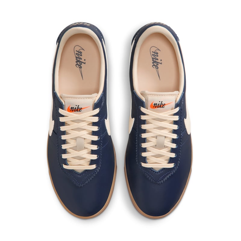 Nike Astrograbber Leather II1259-400 04