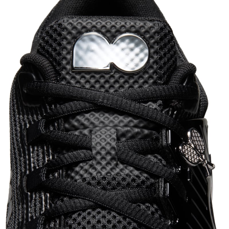 Nike GP Challenge 1.5 x Naomi Osaka tennissko "Black & Metallic Silver" | Dame | Tennis | 09 | SPORTSHOWROOM