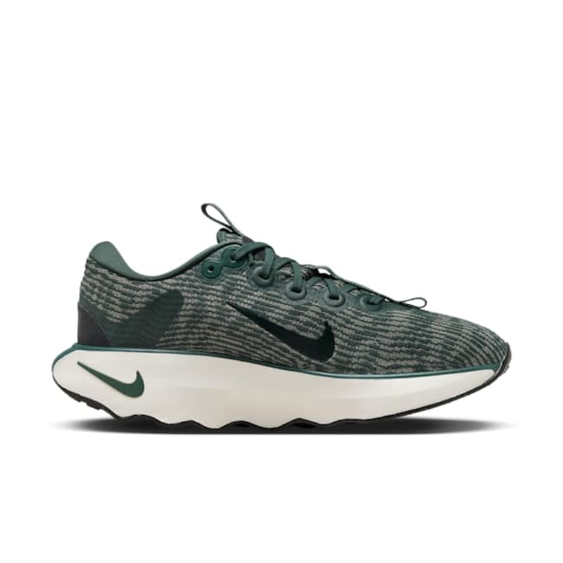 Nike Motiva DV1238-301 03