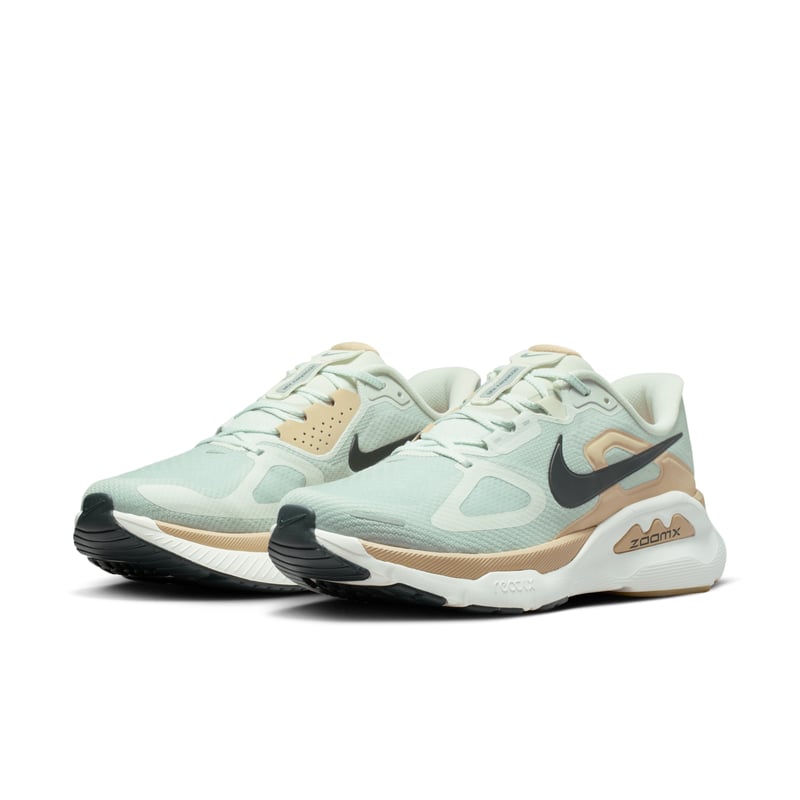 Nike Structure Plus runners "Spruce Aura & Linen" | Men | Running | 05 | SPORTSHOWROOM