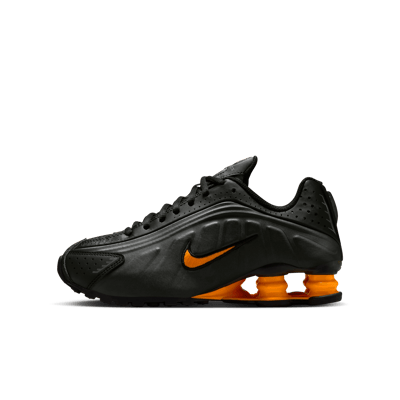 Nike Shox R4 CW2626-007 01