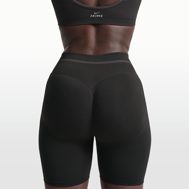 NikeSKIMS Ribbed Seamless IU8296-054 03