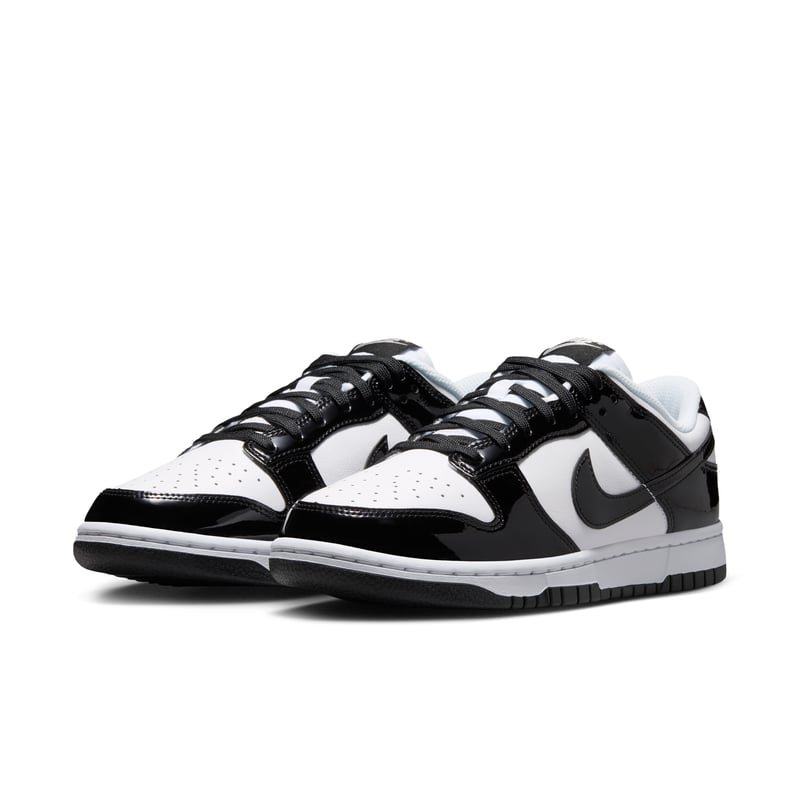 Nike Dunk Low SE ‘Patent’ sneakers "Panda" | Dame | Sportstyle | 05 | SPORTSHOWROOM