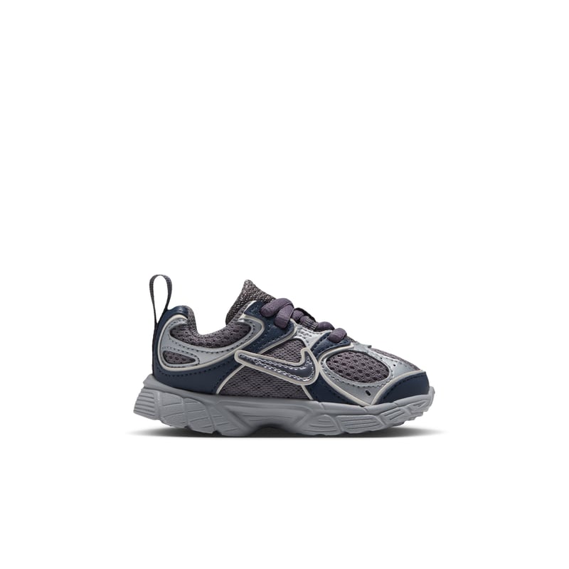 Nike V5 RNR SE trainers "Pencil Point & Wolf Grey" | Men & Women | SportStyle | 03 | SPORTSHOWROOM