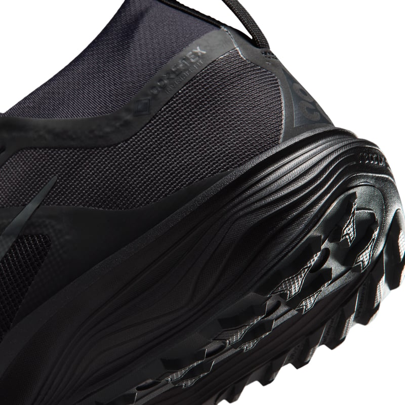 Tenisice za trail trčanje Nike ACG Pegasus GORE-TEX "Black & Anthracite" | Muškarci | Trail | 07 | SPORTSHOWROOM