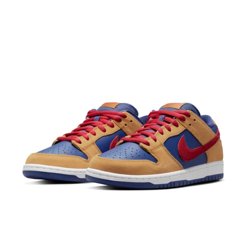 Nike dunk bear online
